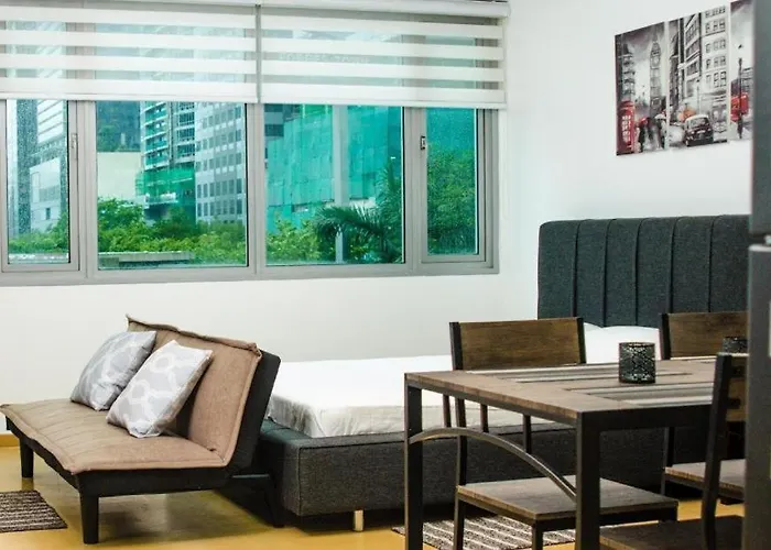 Prime Avant Bgc Location By Ph Staycation *